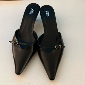 Zara slides